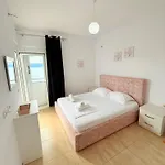 Apartment Azalea Sarandë