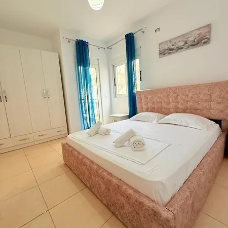 Azalea Apartament *